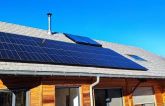 Solaire photovoltaïque et borne IRVE : une installation très complète à Gap (05)